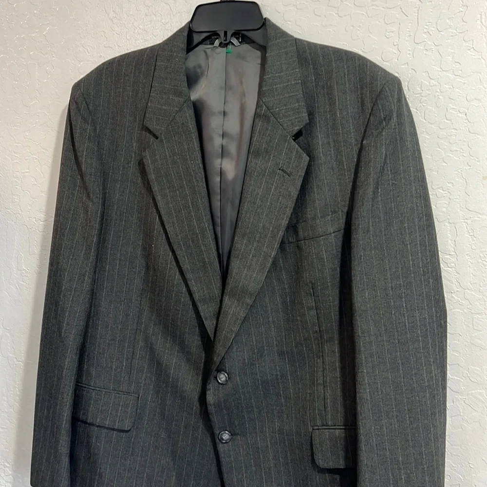 AUSTIN MANOR MENS BLACK GRAY STRIPED SUIT Jacket SIZE: 40R